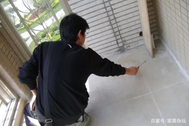 瓷砖空鼓注胶有甲醛吗(瓷砖空鼓注胶有甲醛吗有毒吗)